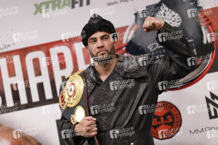 Wiegen zur ECB Fightnight in Köln