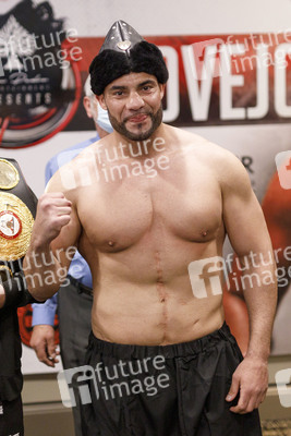 Wiegen zur ECB Fightnight in Köln