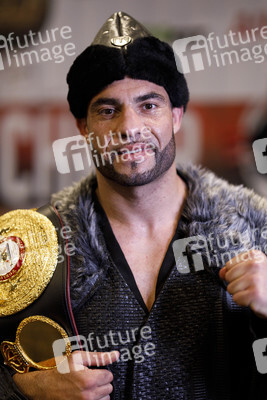 Wiegen zur ECB Fightnight in Köln