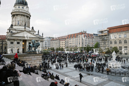 Demonstration für den Erhalt von 'Köpi 137' in Berlin