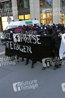 Demonstration für den Erhalt von 'Köpi 137' in Berlin