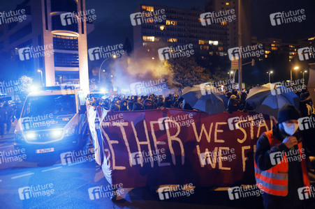 Demonstration für den Erhalt von 'Köpi 137' in Berlin