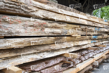 Symbolfoto Holzknappheit