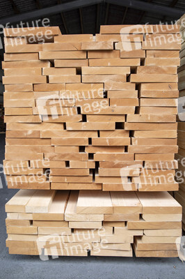 Symbolfoto Holzknappheit