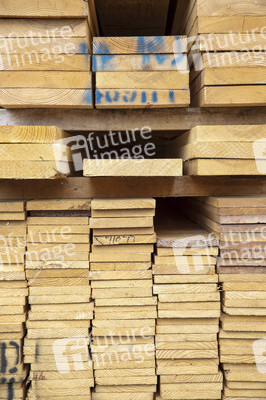 Symbolfoto Holzknappheit