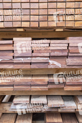 Symbolfoto Holzknappheit