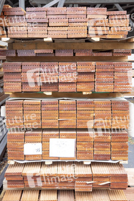 Symbolfoto Holzknappheit