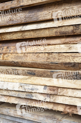 Symbolfoto Holzknappheit