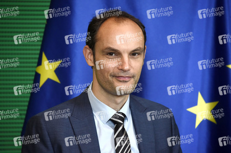 Wolfgang Schäuble empfängt den Außenminister von Slowenien in Berlin