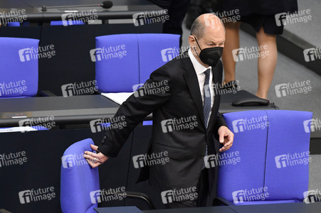 230. Sitzung des Deutschen Bundestages in Berlin