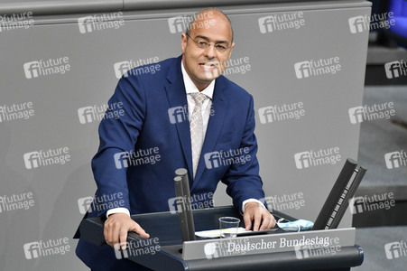 230. Sitzung des Deutschen Bundestages in Berlin