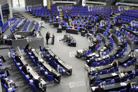 230. Sitzung des Deutschen Bundestages in Berlin