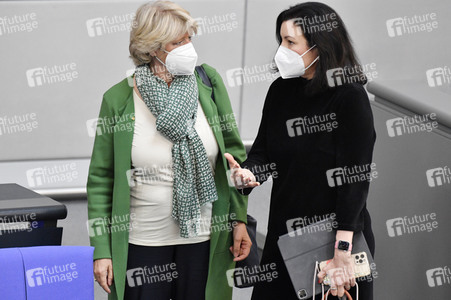 230. Sitzung des Deutschen Bundestages in Berlin