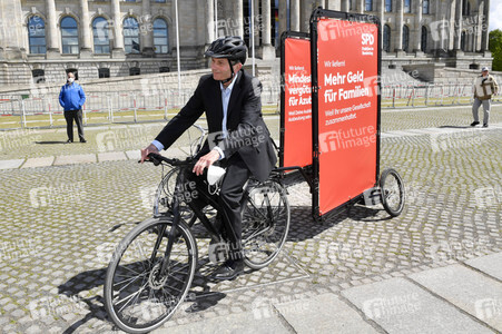 Fototermin der SPD zur sozialdemokratischen Erfolgsbilanz in Berlin