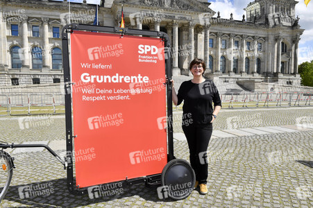 Fototermin der SPD zur sozialdemokratischen Erfolgsbilanz in Berlin