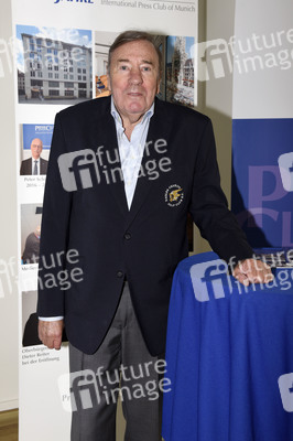 Pressekonferenz zum 1. digitalen Jugendpreis 2021 in München