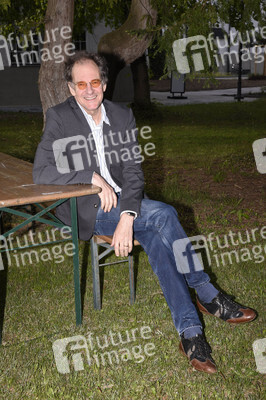 Online-Auftritt von Chin Meyer in Haar