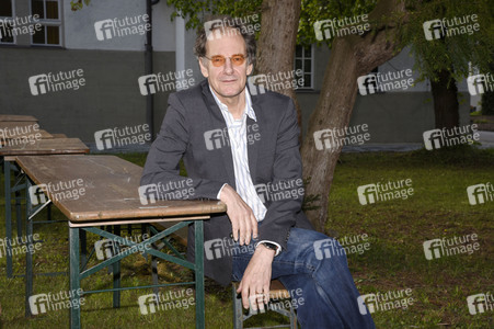 Online-Auftritt von Chin Meyer in Haar