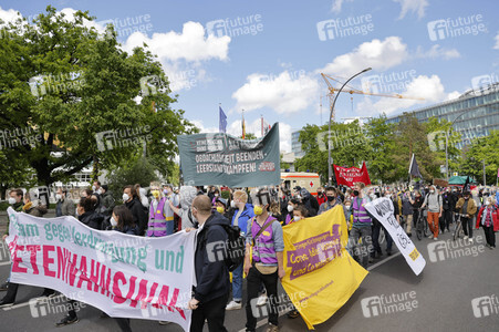 Demonstration gegen Mietenwahnsinn in Berlin