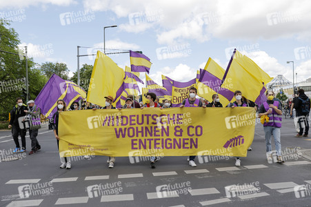Demonstration gegen Mietenwahnsinn in Berlin