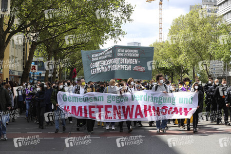 Demonstration gegen Mietenwahnsinn in Berlin