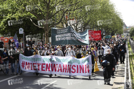 Demonstration gegen Mietenwahnsinn in Berlin
