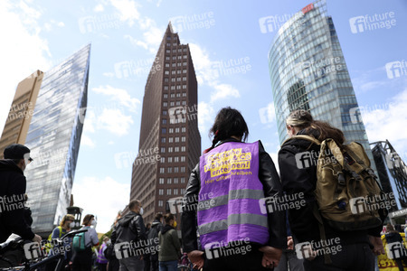 Demonstration gegen Mietenwahnsinn in Berlin