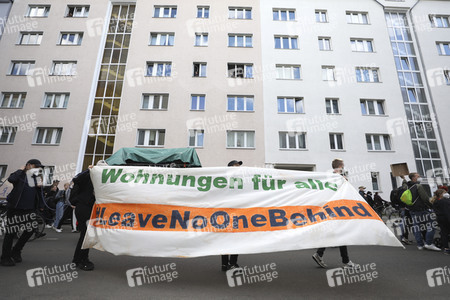 Demonstration gegen Mietenwahnsinn in Berlin