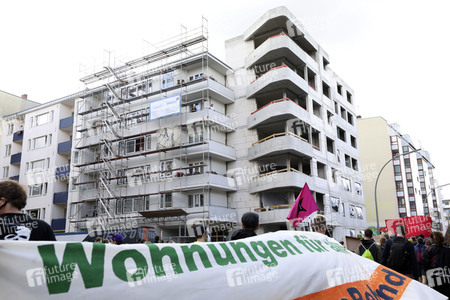 Demonstration gegen Mietenwahnsinn in Berlin