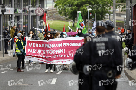 Demo gegen das Versammlungsgesetz NRW in Köln