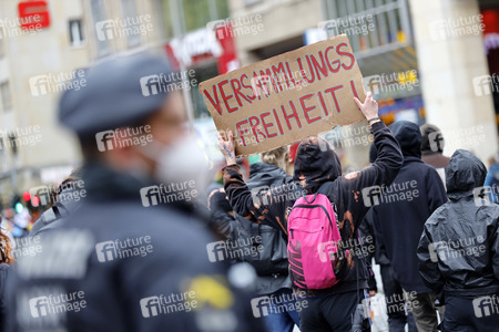 Demo gegen das Versammlungsgesetz NRW in Köln