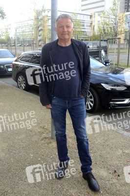 Ankunft zu Dreharbeiten 'In aller Freundschaft' in Leipzig