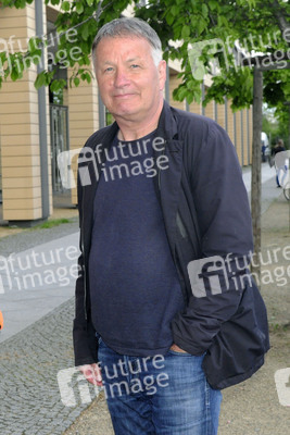 Ankunft zu Dreharbeiten 'In aller Freundschaft' in Leipzig