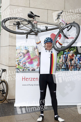 HerzRadtour mit Uwe Rohde in Hamburg