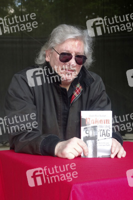 Claude-Oliver Rudolph bei der Lesung 'Leipzig liest extra' in Leipzig