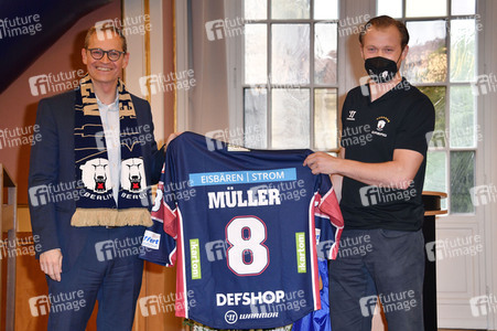 Empfang der Eisbären Berlin im Roten Rathaus in Berlin