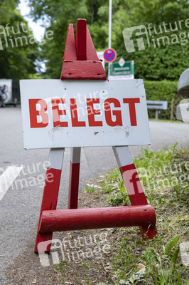 Vollbesetzter Campingplatz in Hagnau am Bodensee