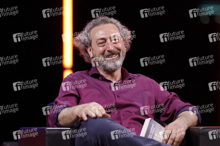 Wolfgang Schorlau und Claudio Caiolo auf der lit.Cologne 2021 in Köln