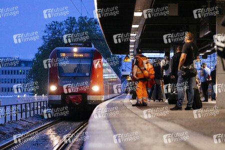 Symbolfoto S-Bahn im Nahverkehr