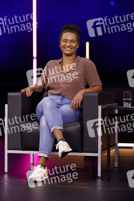 Mona Ameziane, Farah Schäfer, Lea-Lina Oppermann und Luisa Neubauer auf der lit.Cologne 2021 in Köln