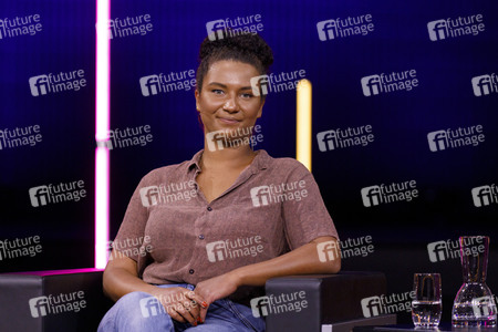 Mona Ameziane, Farah Schäfer, Lea-Lina Oppermann und Luisa Neubauer auf der lit.Cologne 2021 in Köln