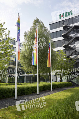 HDI Regenbogenfahnen in Hannover