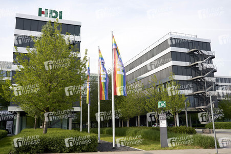 HDI Regenbogenfahnen in Hannover