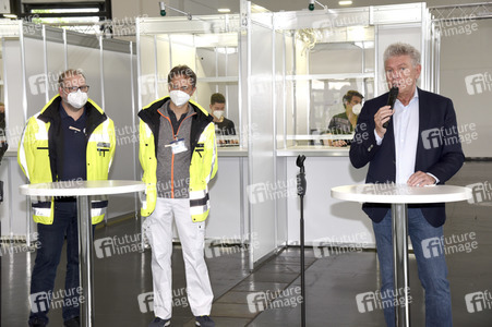 Pressetermin zur 500.000. Impfung im Impfzentrum in München