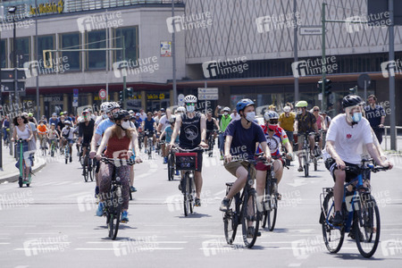 Fahrrad-Demo 'Verkehrswende jetzt' in Berlin