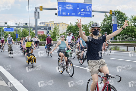 Fahrrad-Demo 'Verkehrswende jetzt' in Berlin