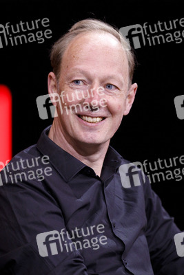 Martin Sonneborn und Gregor Gysi auf der lit.Cologne 2021 in Köln