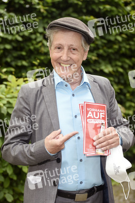 Theaterpremiere 'Winterrose' in Berlin