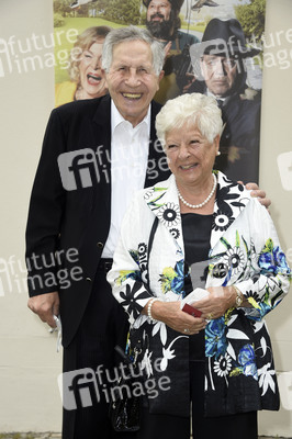 Theaterpremiere 'Winterrose' in Berlin