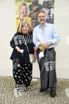 Theaterpremiere 'Winterrose' in Berlin